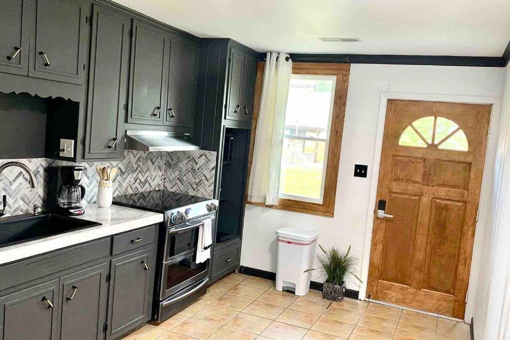 Small Rental For Couple Getaway دالتون المظهر الخارجي الصورة